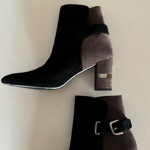 STUART WEITZMAN Suede Two-Tone Ankle Boots. FABULOUS!!